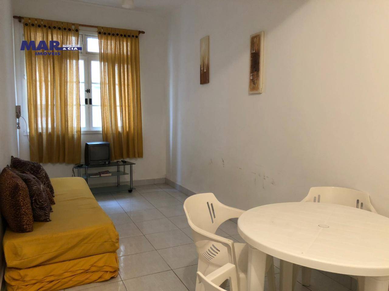 Apartamento à venda com 1 quarto, 42m² - Foto 1