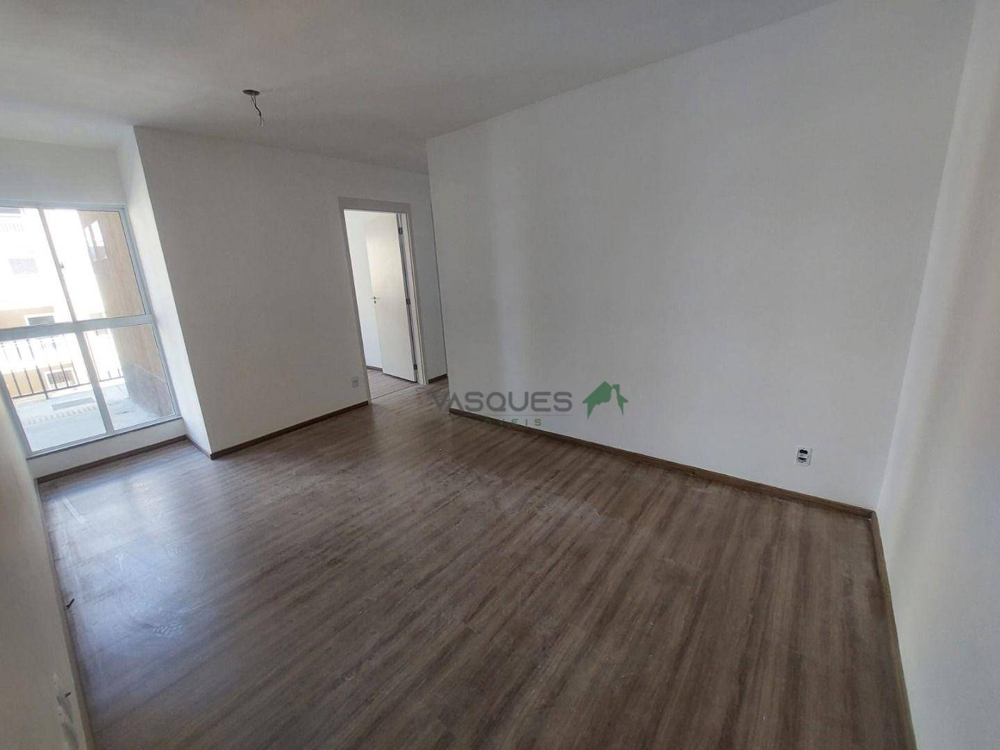 Apartamento para alugar com 2 quartos, 50m² - Foto 2