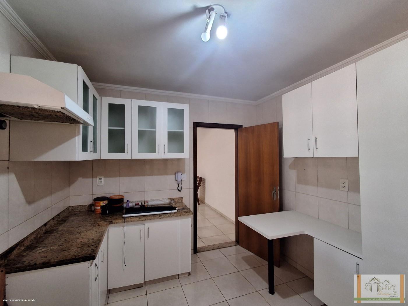 Sobrado à venda com 3 quartos, 409m² - Foto 9