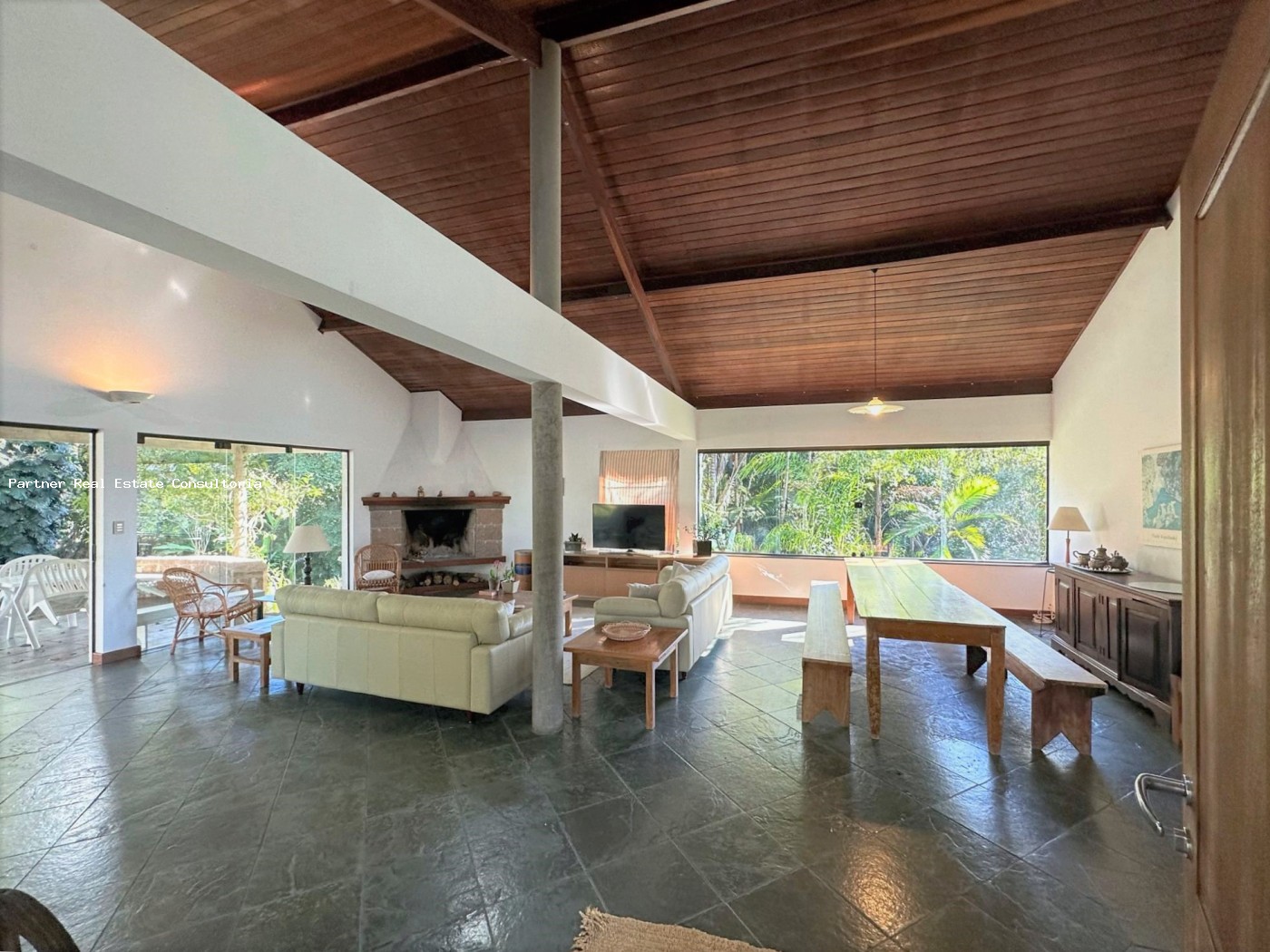 Casa de Condomínio à venda com 3 quartos, 10490m² - Foto 20