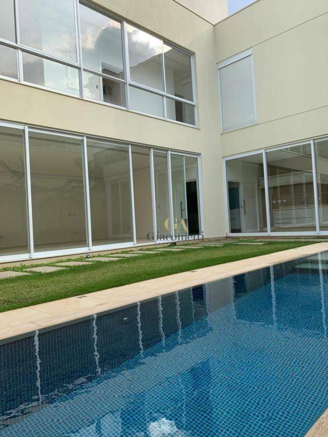 Casa de Condomínio à venda com 4 quartos, 439m² - Foto 4