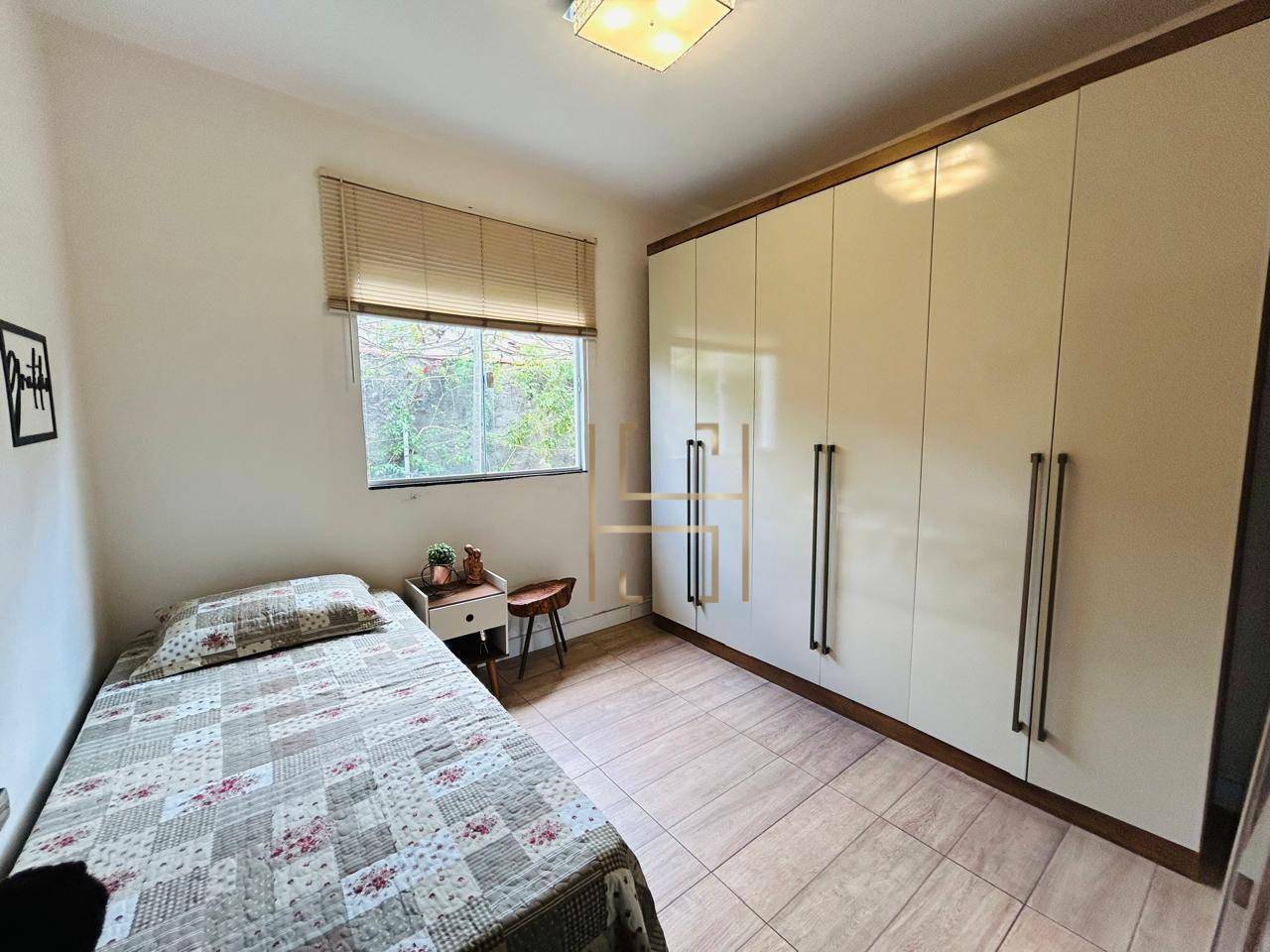 Casa à venda com 3 quartos, 200M2 - Foto 5