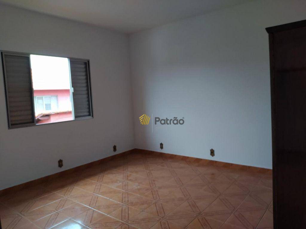 Sobrado à venda com 3 quartos, 300m² - Foto 15