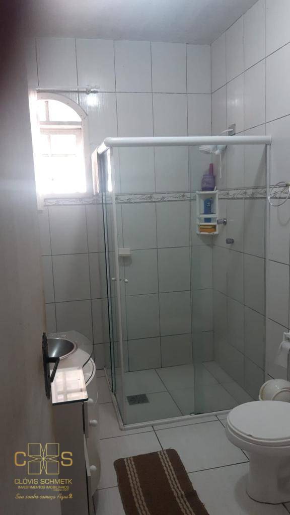 Casa à venda com 4 quartos, 200m² - Foto 10