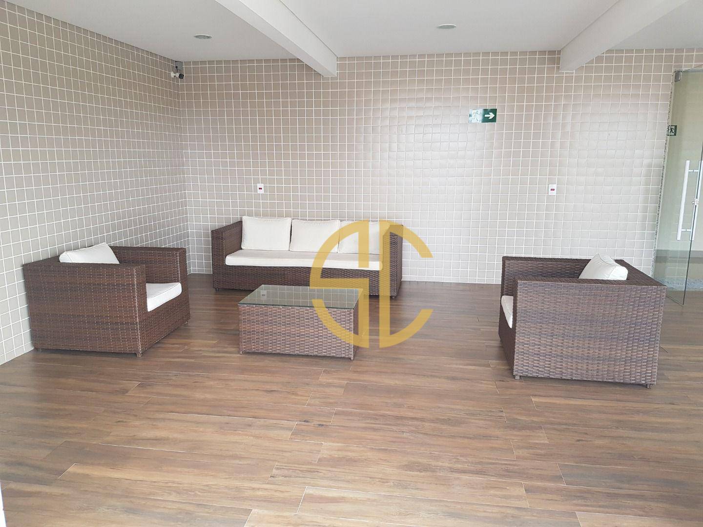 Apartamento à venda com 2 quartos, 75m² - Foto 3