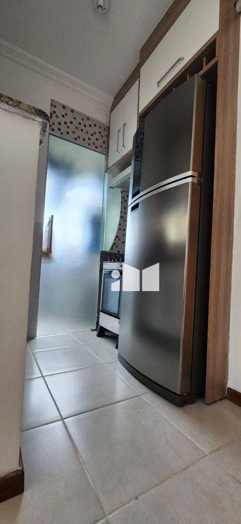 Apartamento à venda com 2 quartos, 75m² - Foto 21