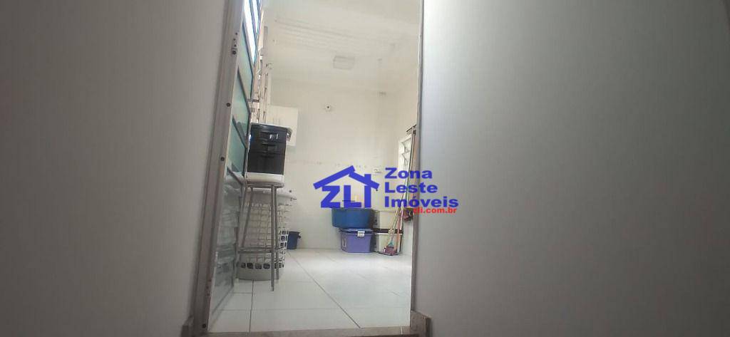 Sobrado à venda e aluguel com 3 quartos, 125m² - Foto 34