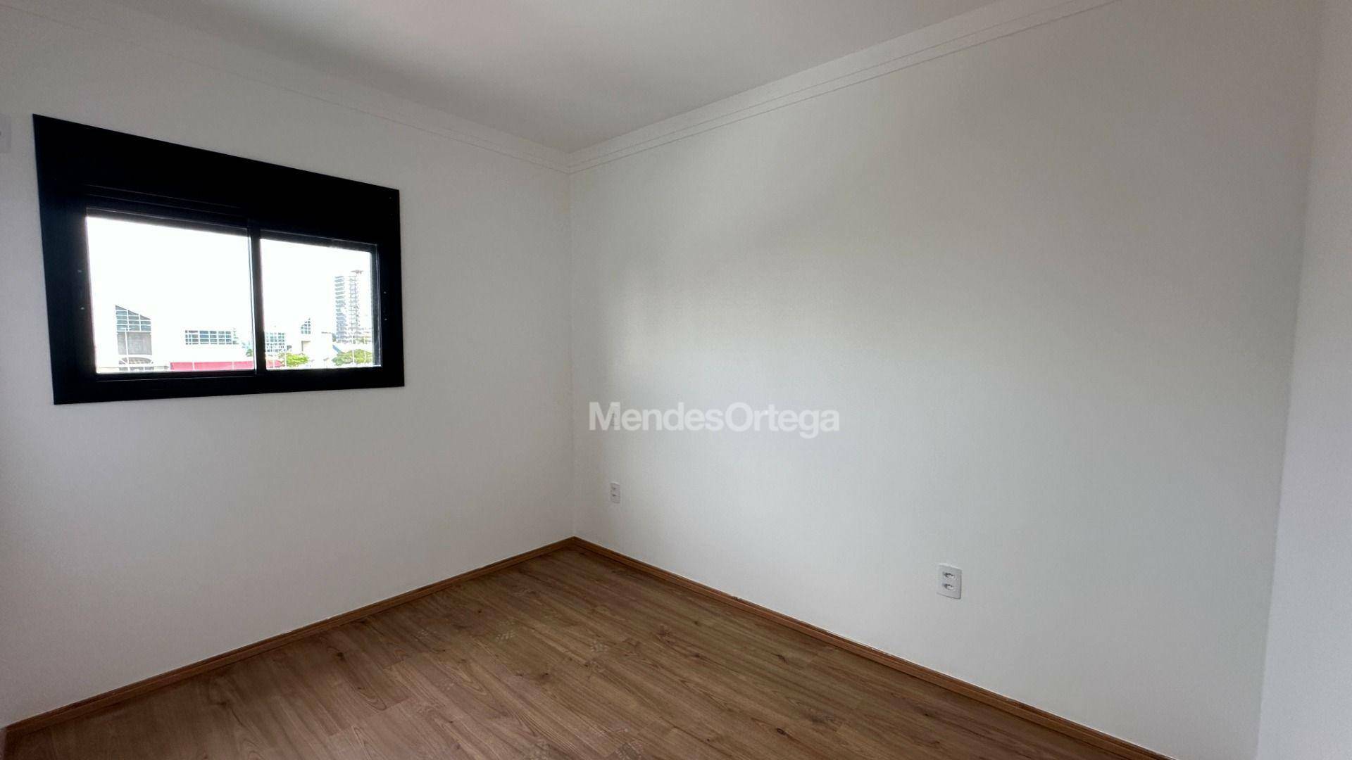 Apartamento à venda com 3 quartos, 109m² - Foto 19