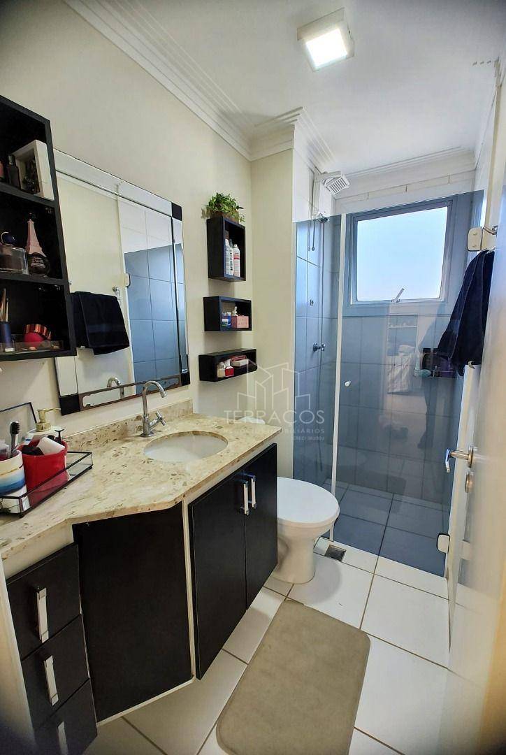 Apartamento à venda com 2 quartos, 60m² - Foto 11