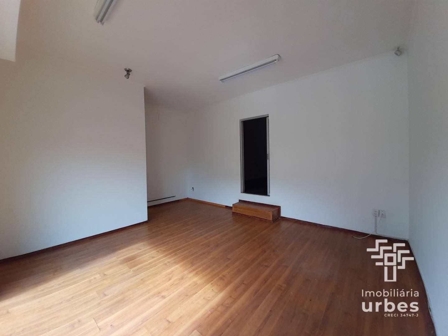 Loja-Salão para alugar, 60m² - Foto 2