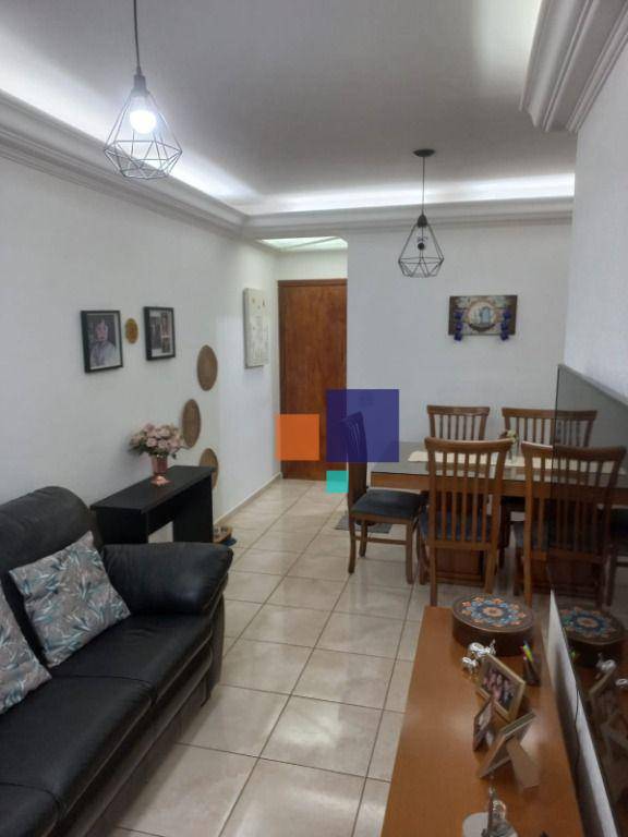 Apartamento à venda com 3 quartos, 72m² - Foto 3