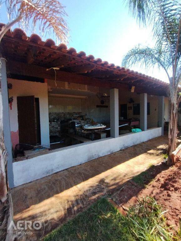 Chácara à venda com 4 quartos, 120m² - Foto 11