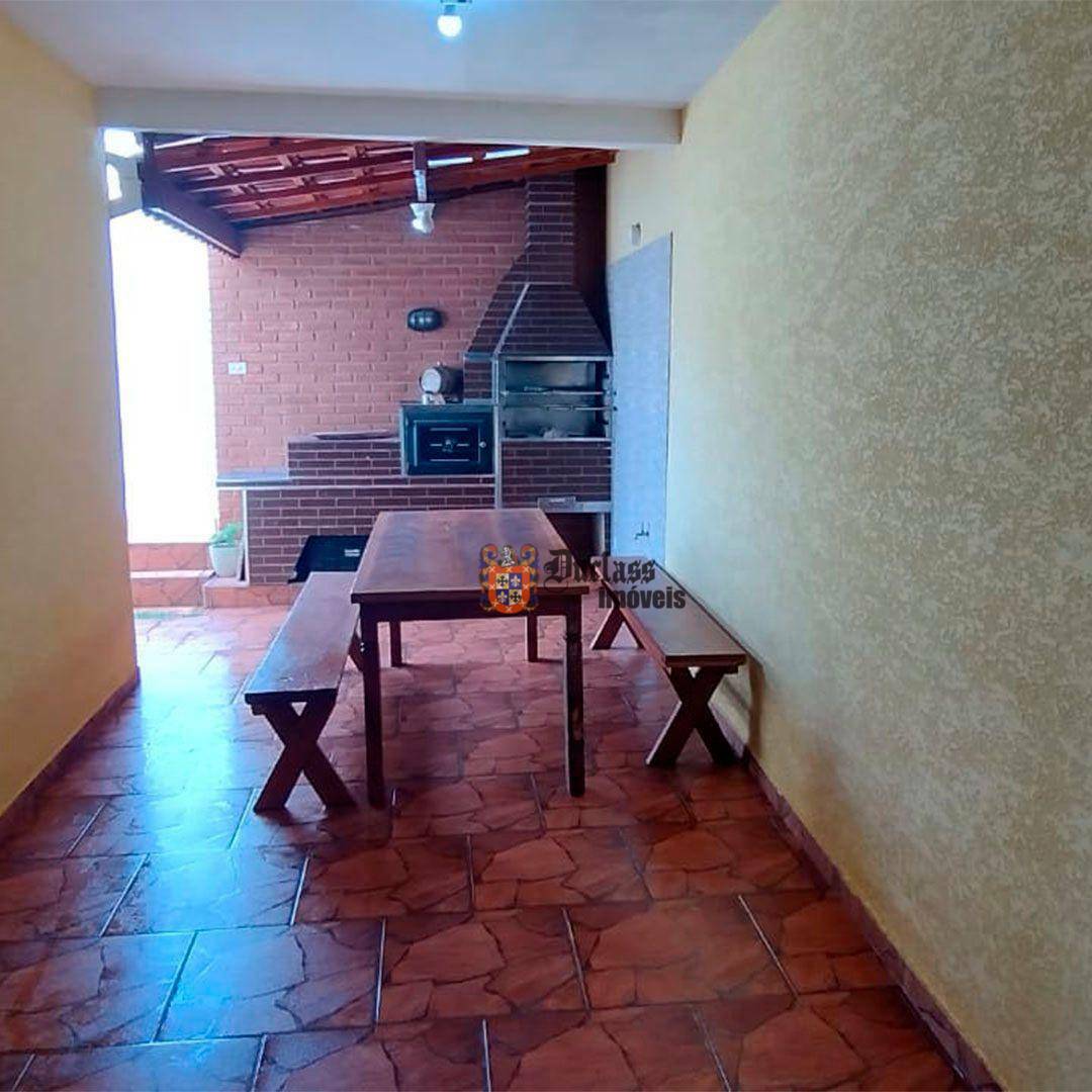 Sobrado à venda com 4 quartos, 200m² - Foto 5