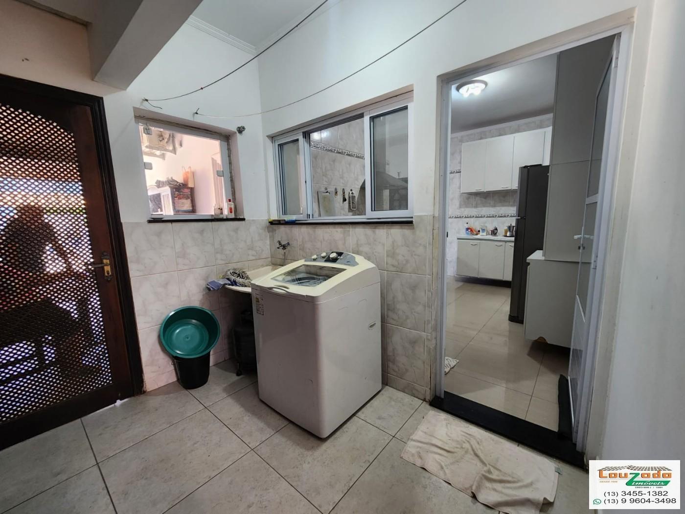 Casa à venda com 3 quartos, 200m² - Foto 7
