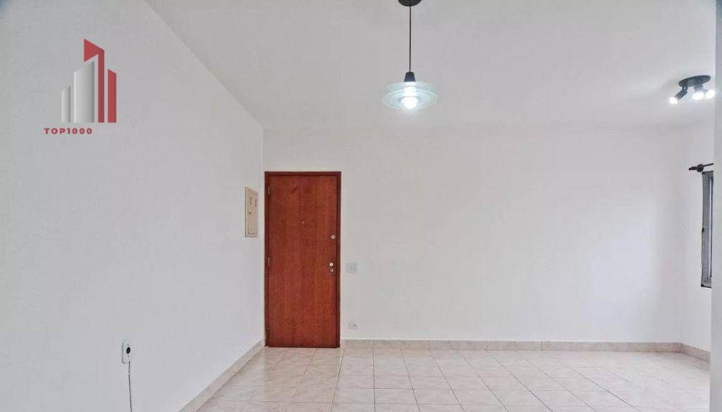 Apartamento à venda com 2 quartos, 60m² - Foto 8