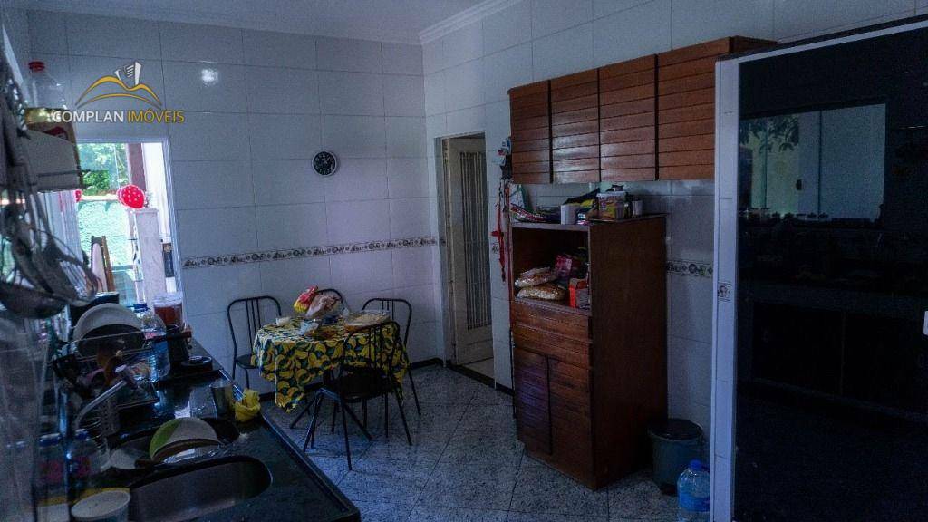 Casa de Condomínio à venda com 6 quartos, 486m² - Foto 19