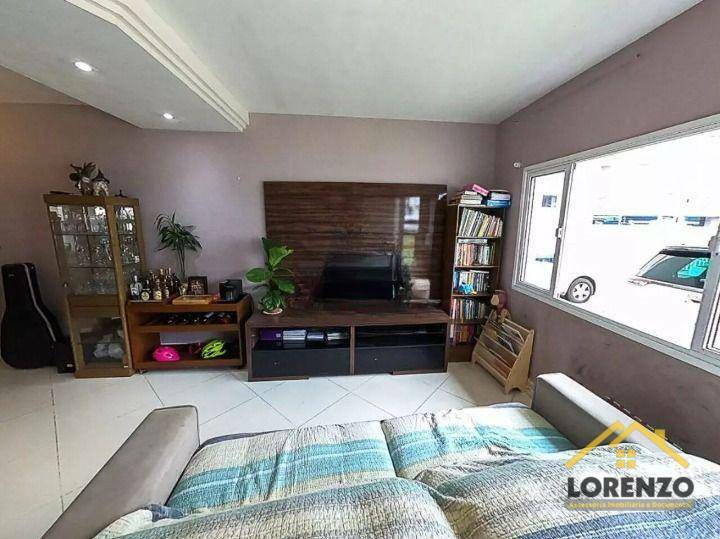 Sobrado à venda com 3 quartos, 137m² - Foto 2