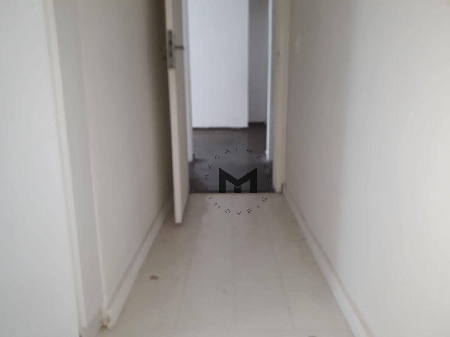 Apartamento à venda com 2 quartos, 63m² - Foto 9