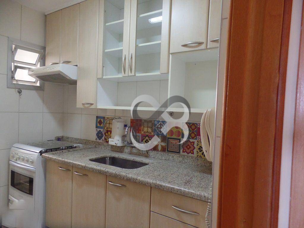 Apartamento para alugar com 2 quartos, 68m² - Foto 15