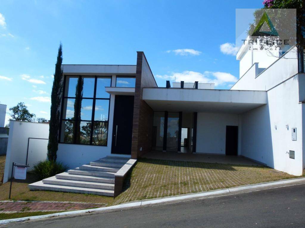 Casa de Condomínio à venda com 3 quartos, 290m² - Foto 2