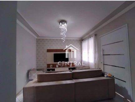 Sobrado à venda com 3 quartos, 250m² - Foto 1