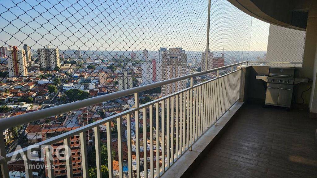 Apartamento para alugar com 3 quartos, 180m² - Foto 10