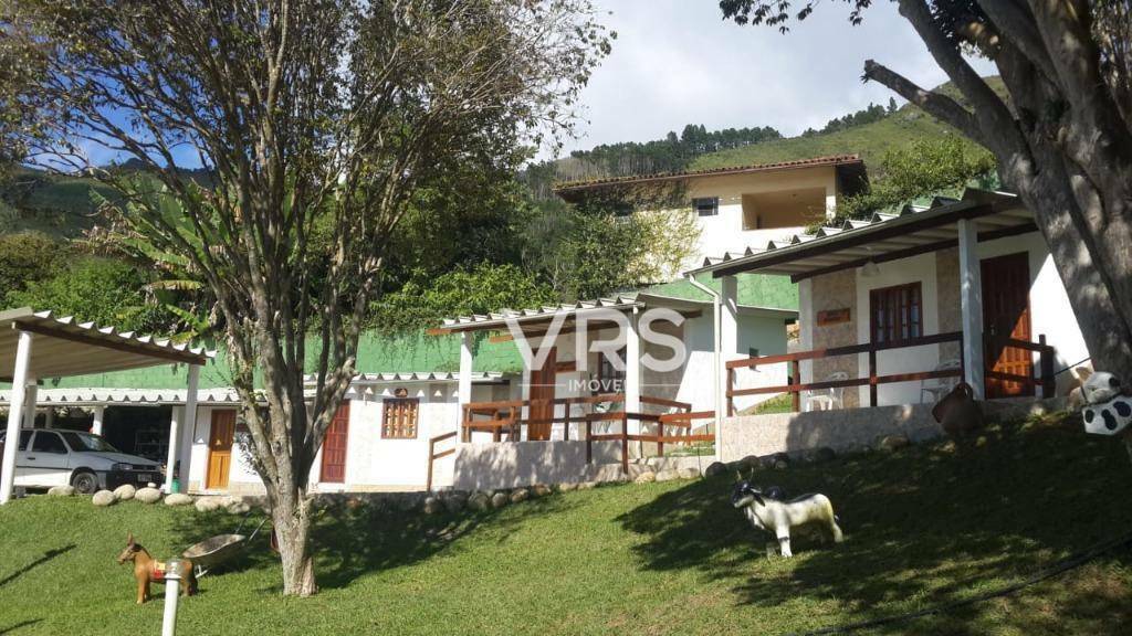 Casa à venda com 16 quartos, 1800m² - Foto 6