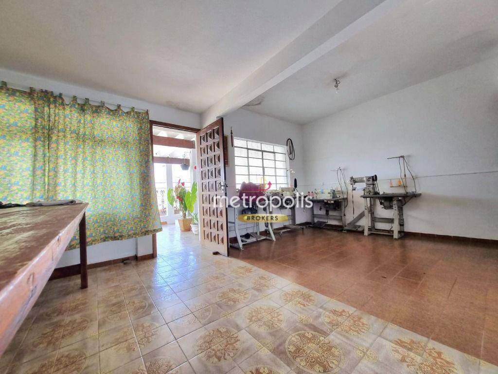 Casa à venda com 8 quartos, 424m² - Foto 30