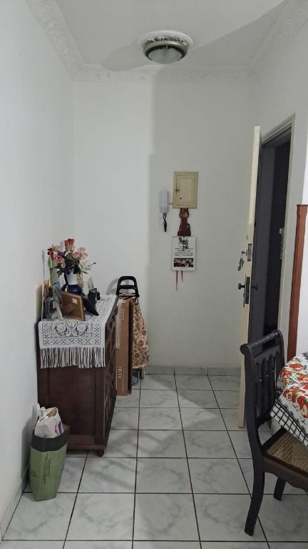 Apartamento à venda com 2 quartos, 70m² - Foto 14