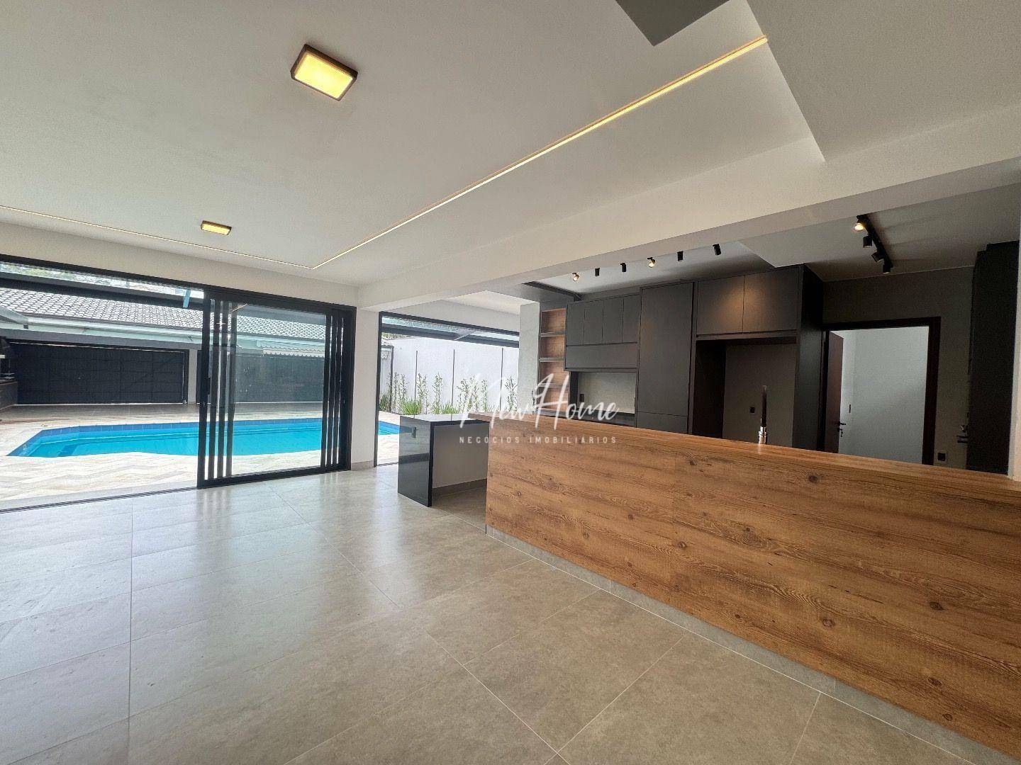Casa à venda com 4 quartos, 351m² - Foto 8