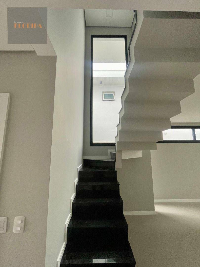 Casa à venda com 3 quartos, 156m² - Foto 9