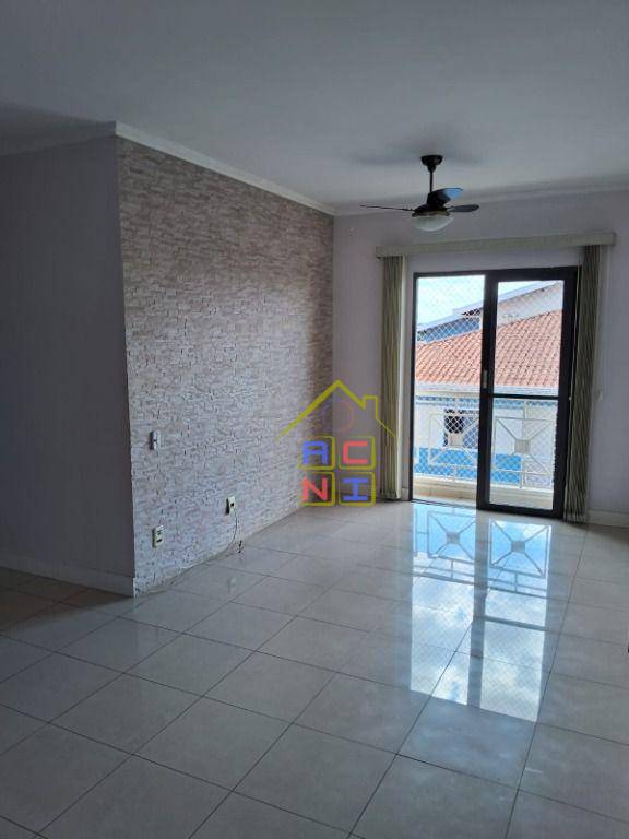 Apartamento à venda com 2 quartos, 72m² - Foto 3