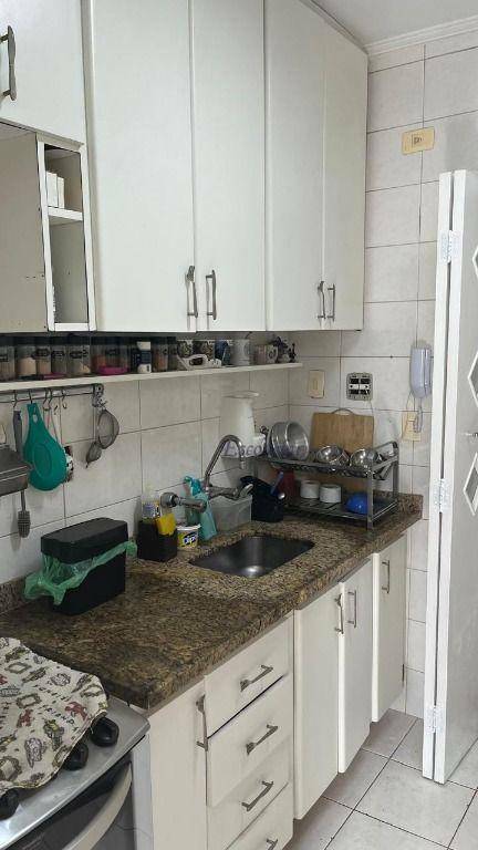 Apartamento à venda com 3 quartos, 80m² - Foto 13