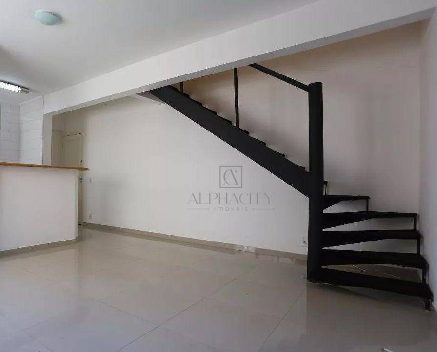 Apartamento para alugar com 2 quartos, 70m² - Foto 3