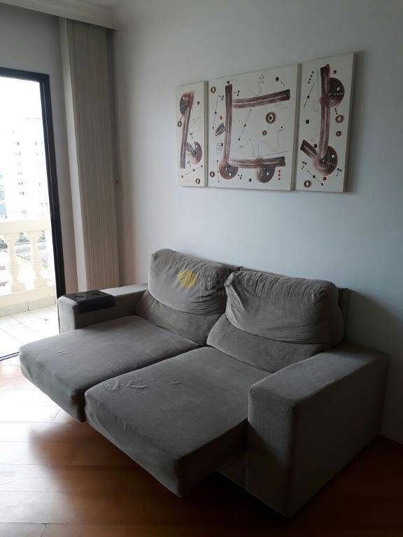 Apartamento à venda com 2 quartos, 70m² - Foto 18