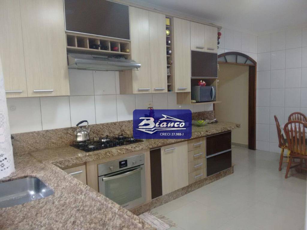 Casa à venda com 3 quartos, 122m² - Foto 7