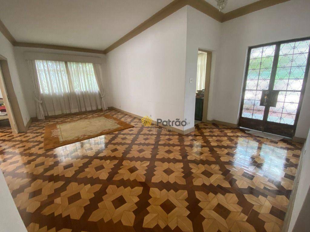 Casa para alugar com 3 quartos, 394m² - Foto 21