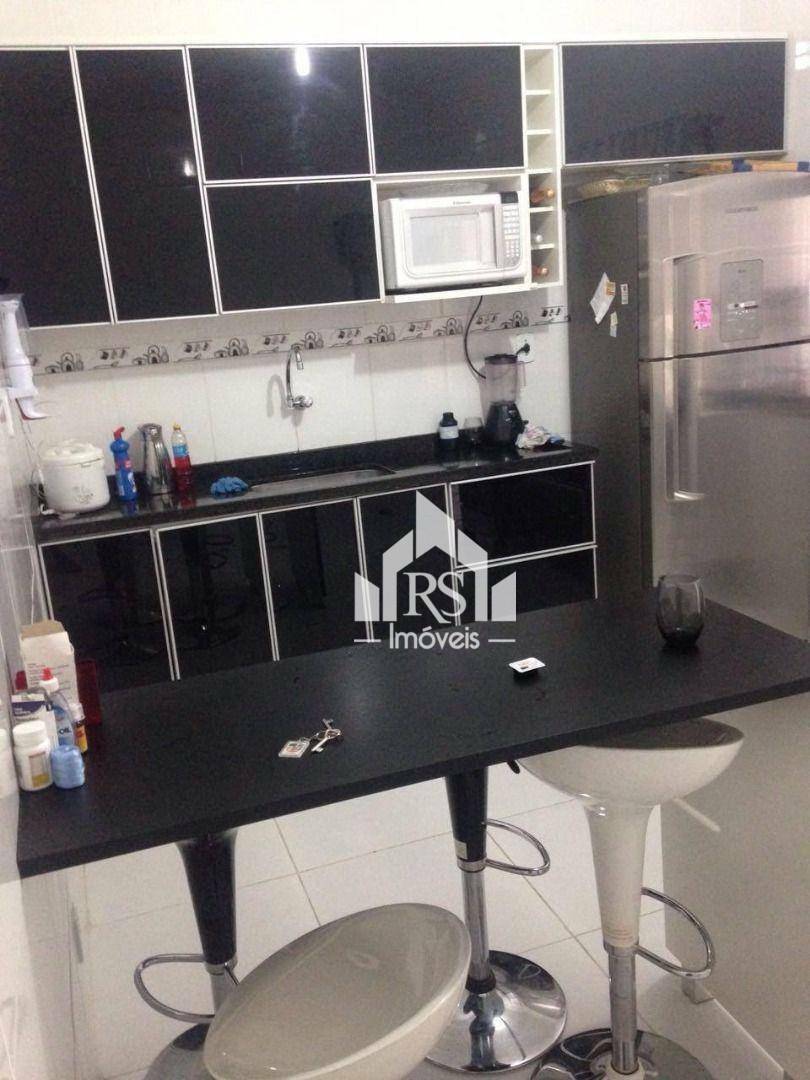 Casa à venda com 2 quartos, 150m² - Foto 6