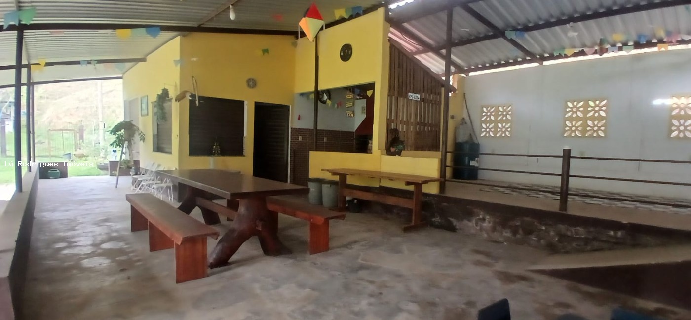 Chácara à venda com 3 quartos, 16000m² - Foto 1