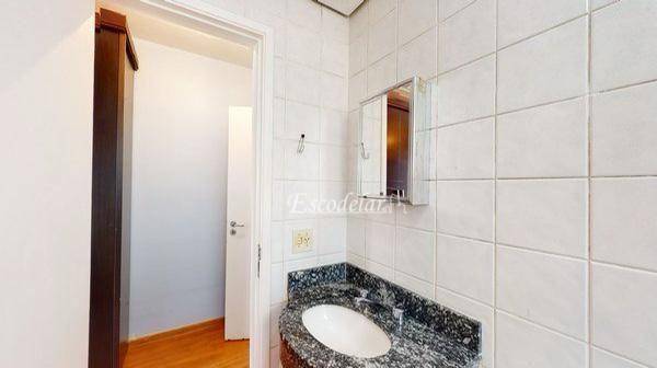 Apartamento à venda com 2 quartos, 62m² - Foto 15