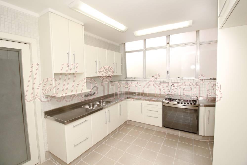 Apartamento para alugar com 4 quartos, 307m² - Foto 19