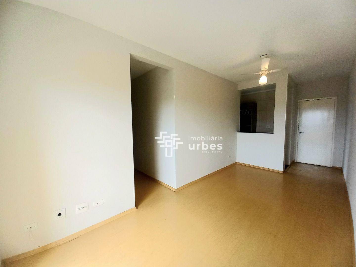 Apartamento à venda com 3 quartos, 65m² - Foto 2