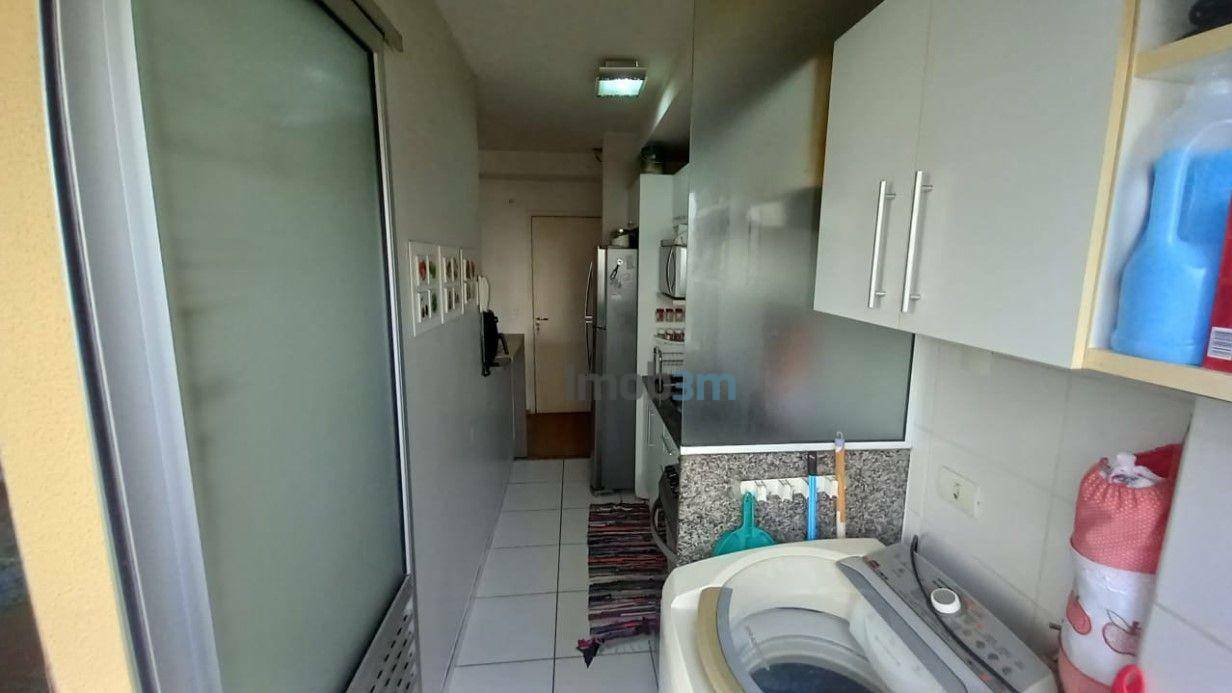 Apartamento à venda com 2 quartos, 65m² - Foto 13