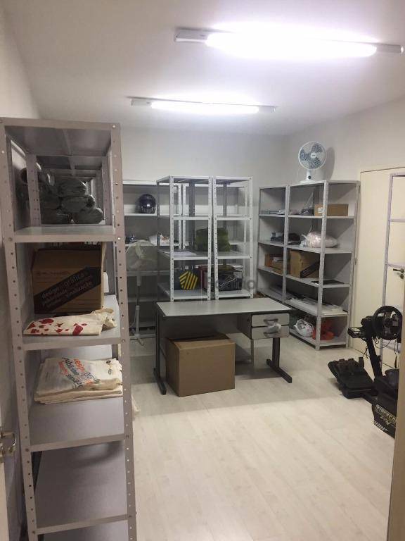 Sobrado à venda com 4 quartos, 250m² - Foto 25