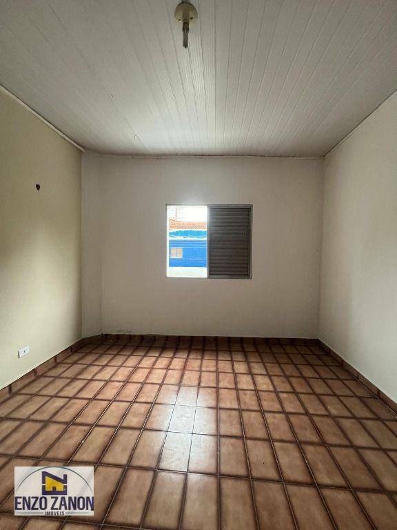 Apartamento para alugar com 2 quartos, 80m² - Foto 6