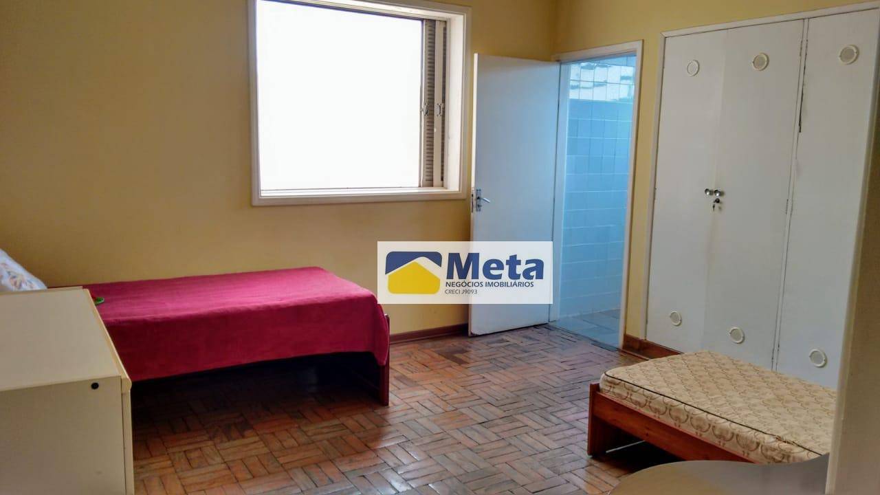 Casa, 3 quartos, 218 m² - Foto 4