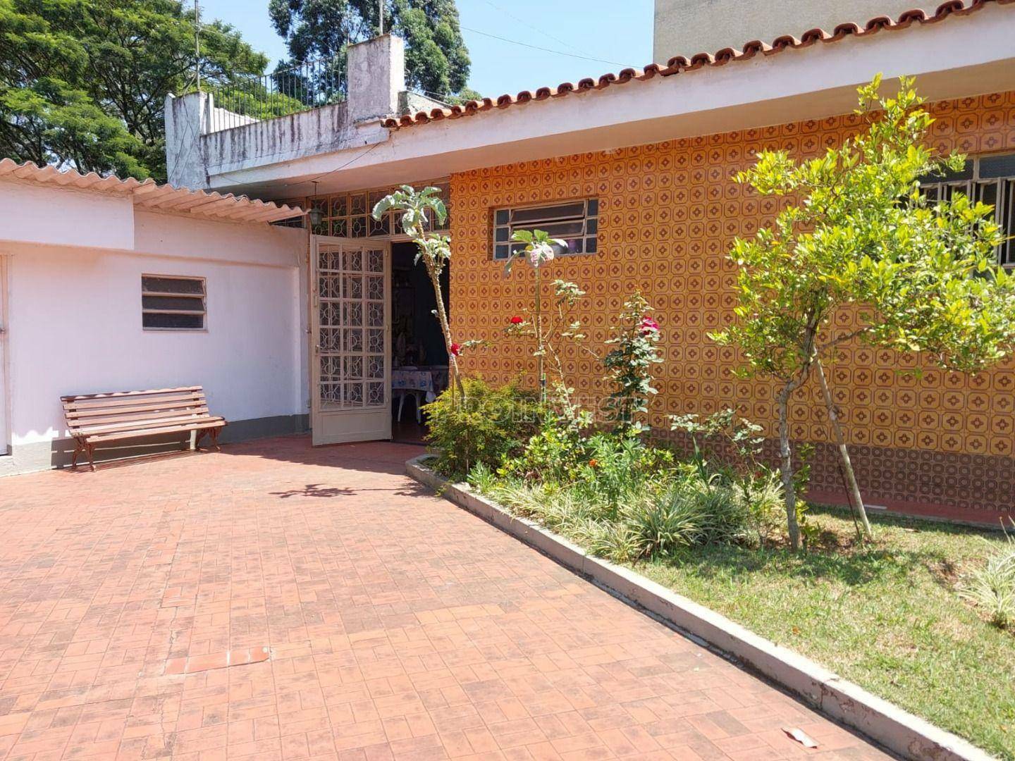 Casa à venda com 6 quartos, 338m² - Foto 6