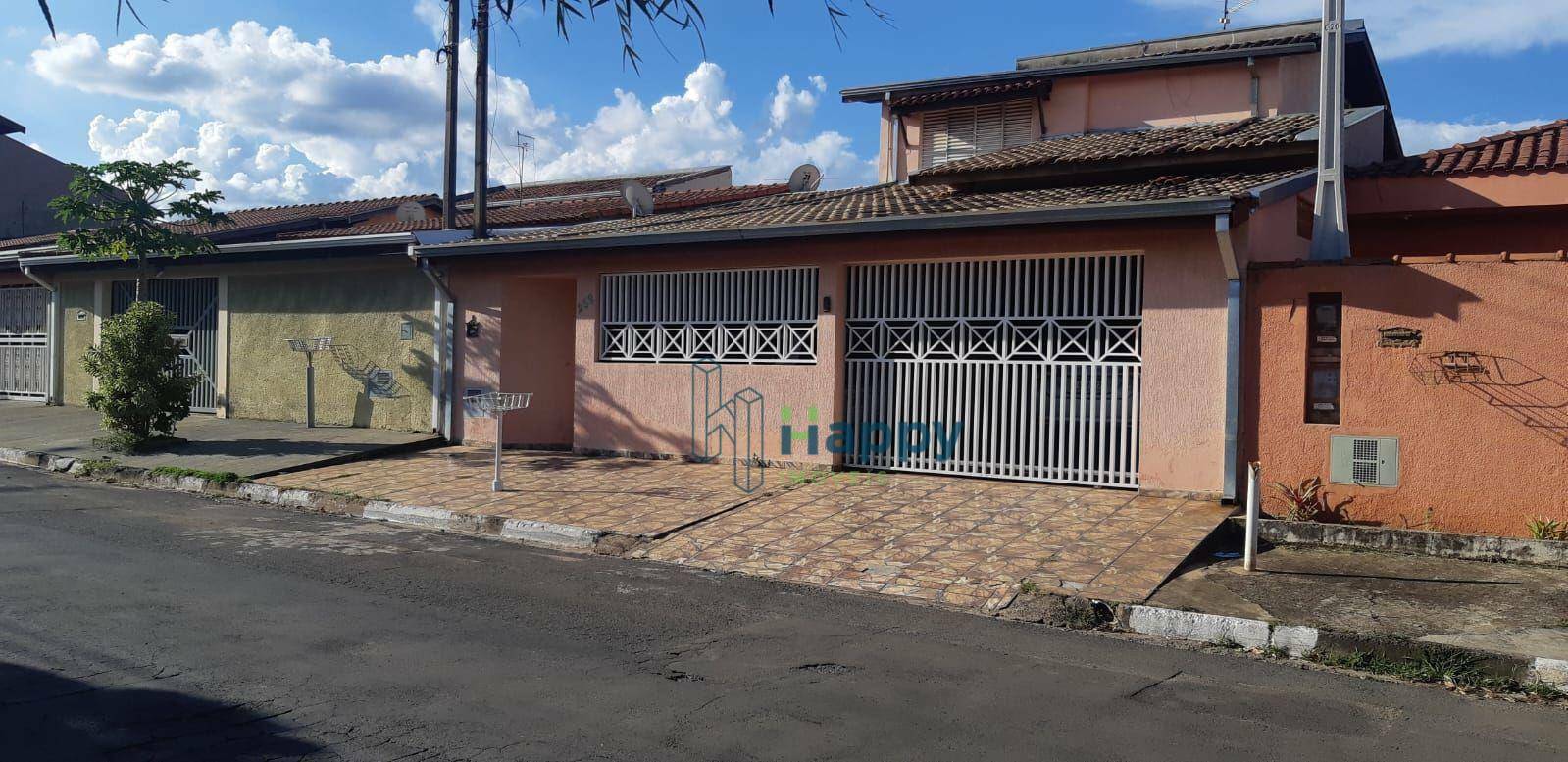 Casa à venda com 5 quartos, 200m² - Foto 2