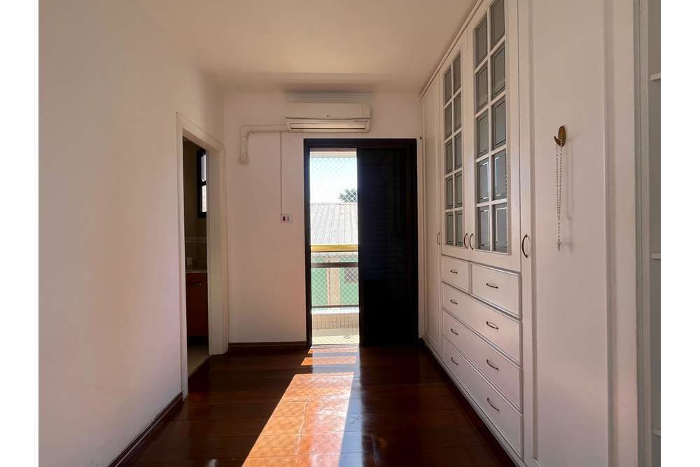 Apartamento à venda com 4 quartos, 176m² - Foto 32