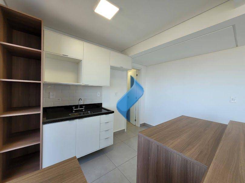 Apartamento para alugar com 3 quartos, 125m² - Foto 23